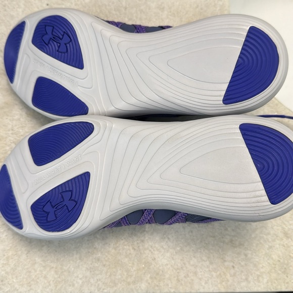 Underarmor shoes 5Y new - Picture 3 of 5